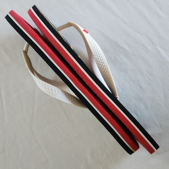 Hudson's Bay HBC Canada Summer Flip-Flops NWOT ☀️ - Picture 8 of 8